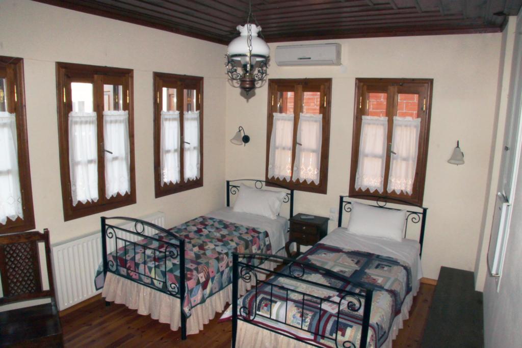 Guesthouse Kolenti ポルタリア エクステリア 写真