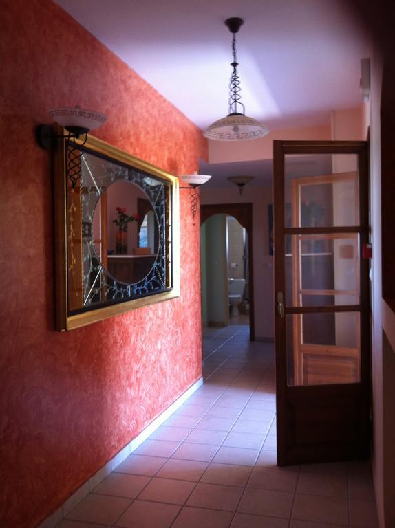 Guesthouse Kolenti ポルタリア エクステリア 写真
