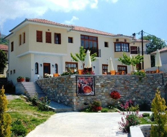 Guesthouse Kolenti ポルタリア エクステリア 写真